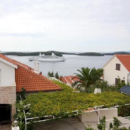 By The Sea Hvar - 5720 Hvar Town